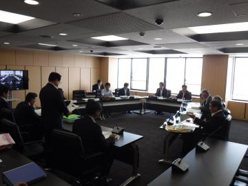 議会運営委員会の様子